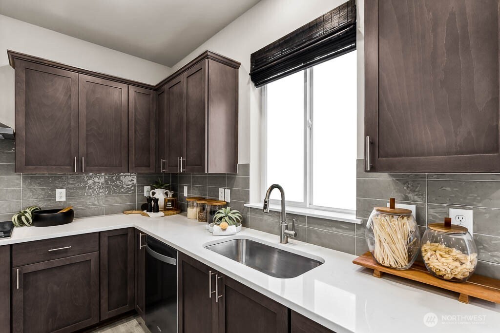 795 Se 12th Place 30 Property Photo 8