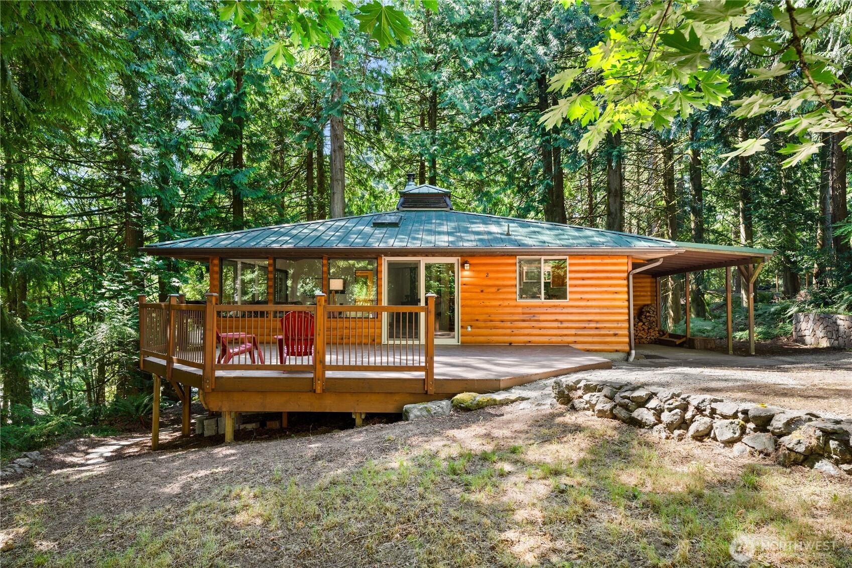 2 White Mountain Lane Property Photo 1