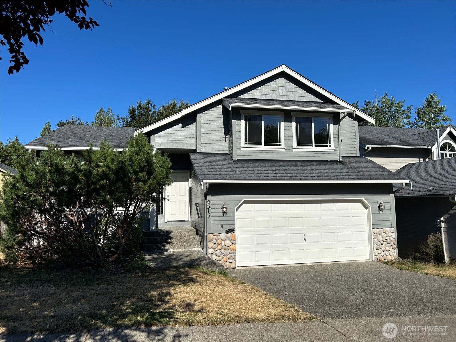 2315 Crestwood Lane Property Photo 1