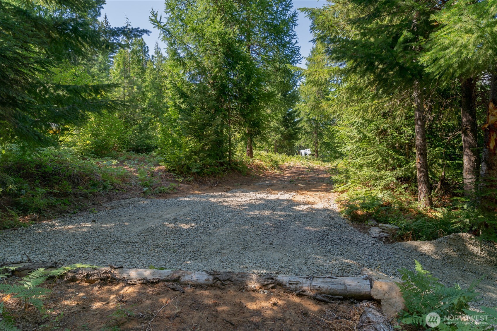 190 Tumble Creek Drive Property Photo 17