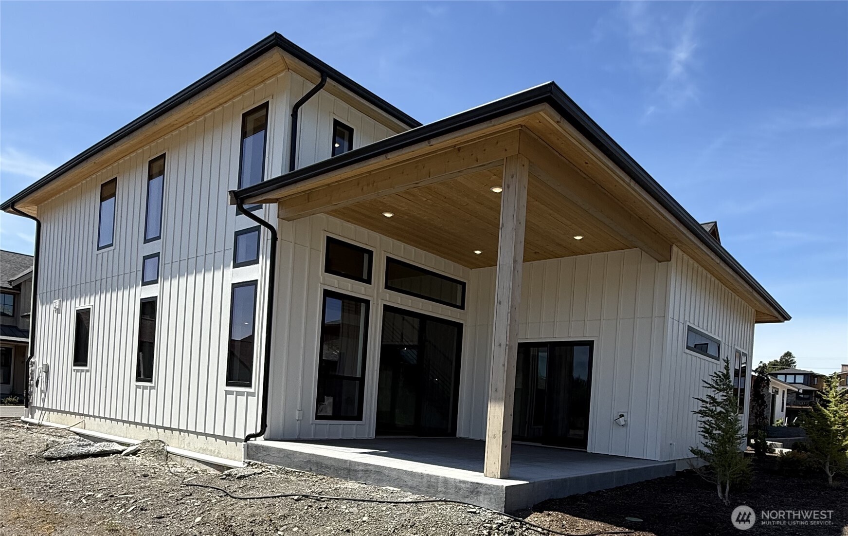 205 Pebblebrook Drive Property Photo 3