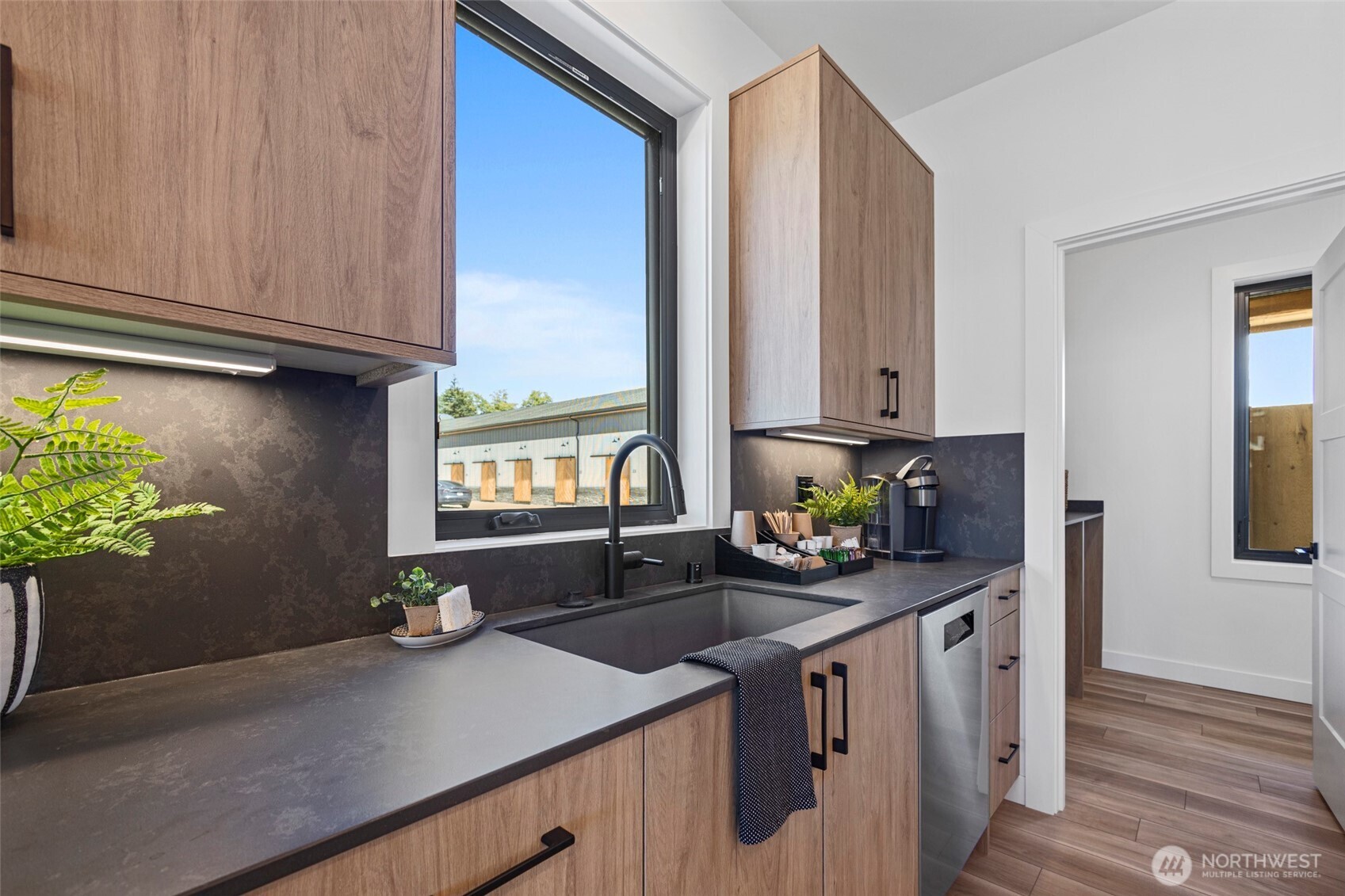 205 Pebblebrook Drive Property Photo 4