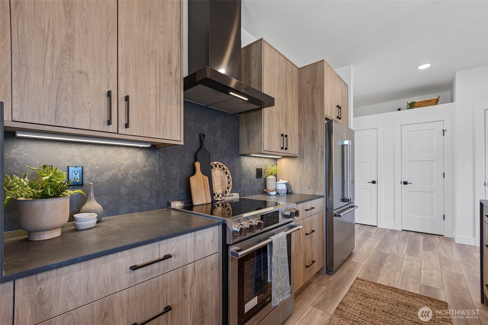 205 Pebblebrook Drive Property Photo 8