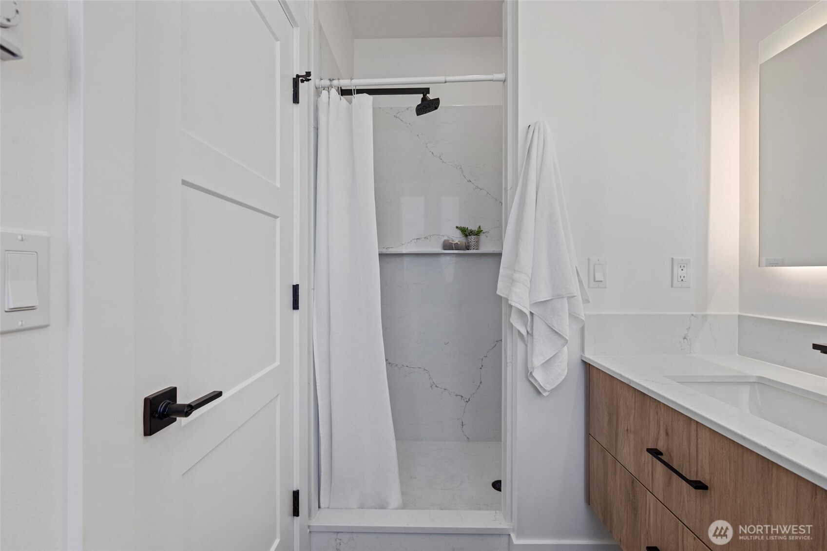 205 Pebblebrook Drive Property Photo 16