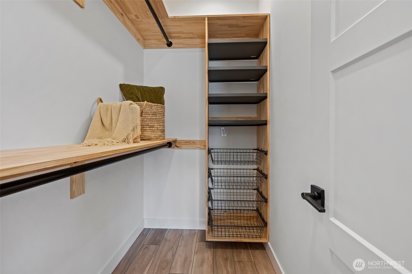 205 Pebblebrook Drive Property Photo 23