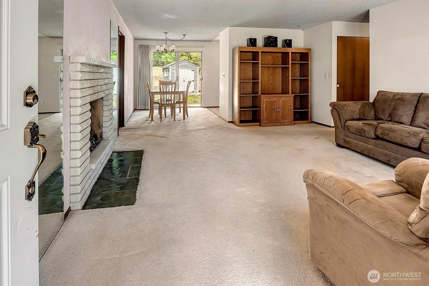 130 Ne 156th Street Property Photo 2