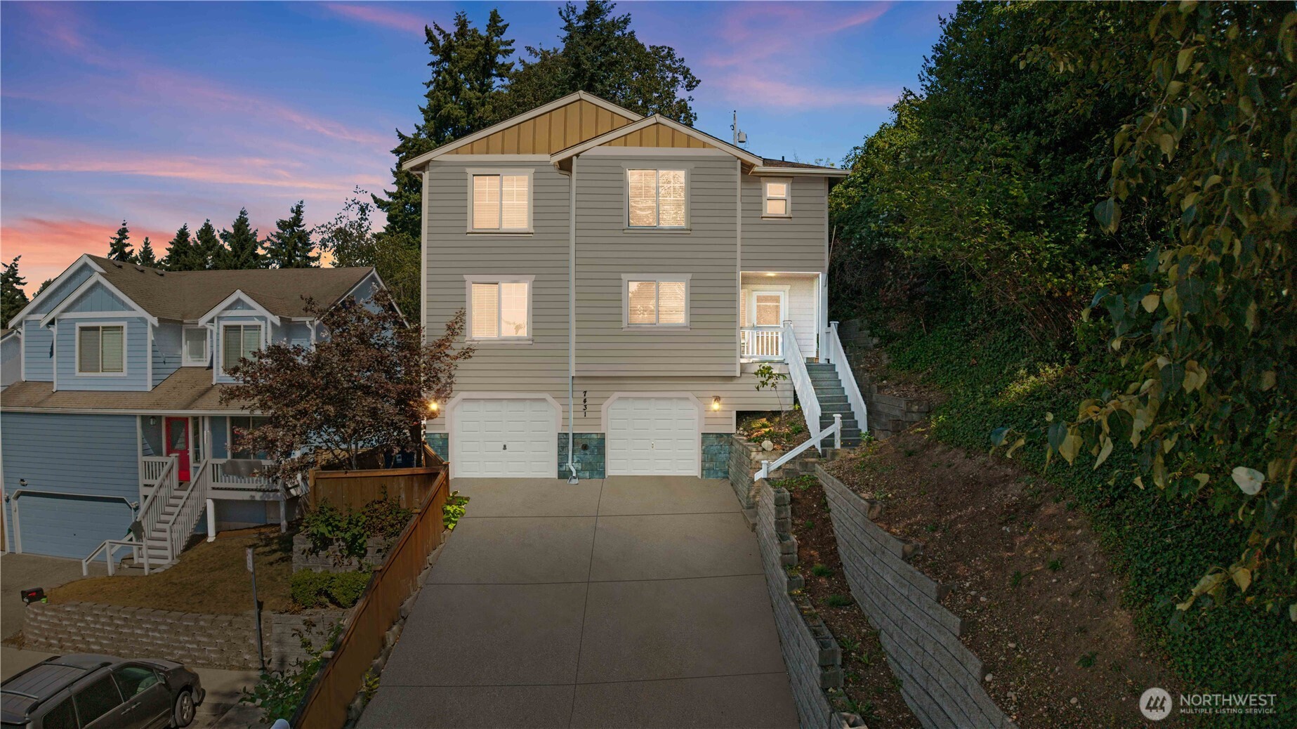 7431 S Fife Street Property Photo 1