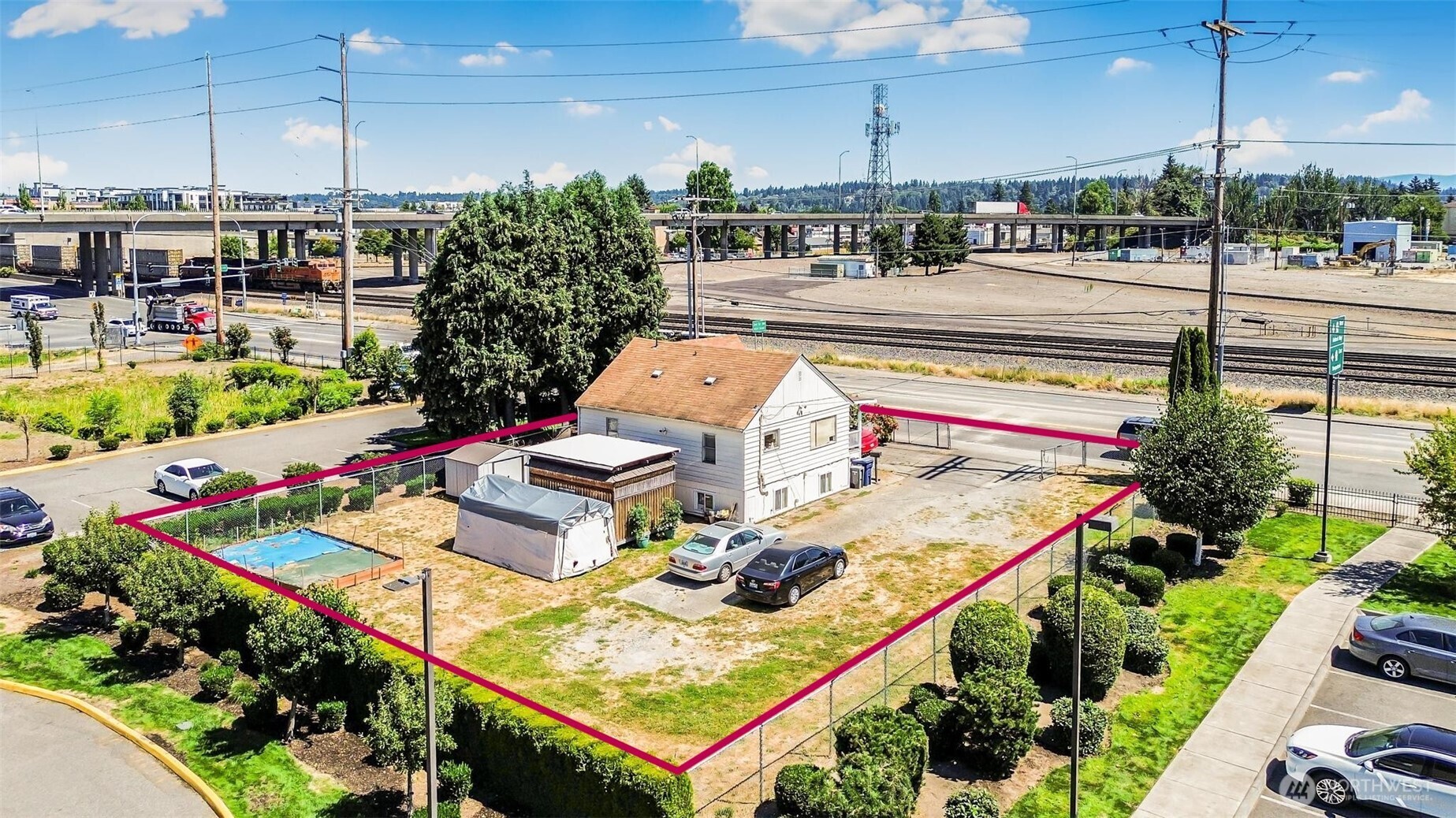509 C Street Property Photo 2