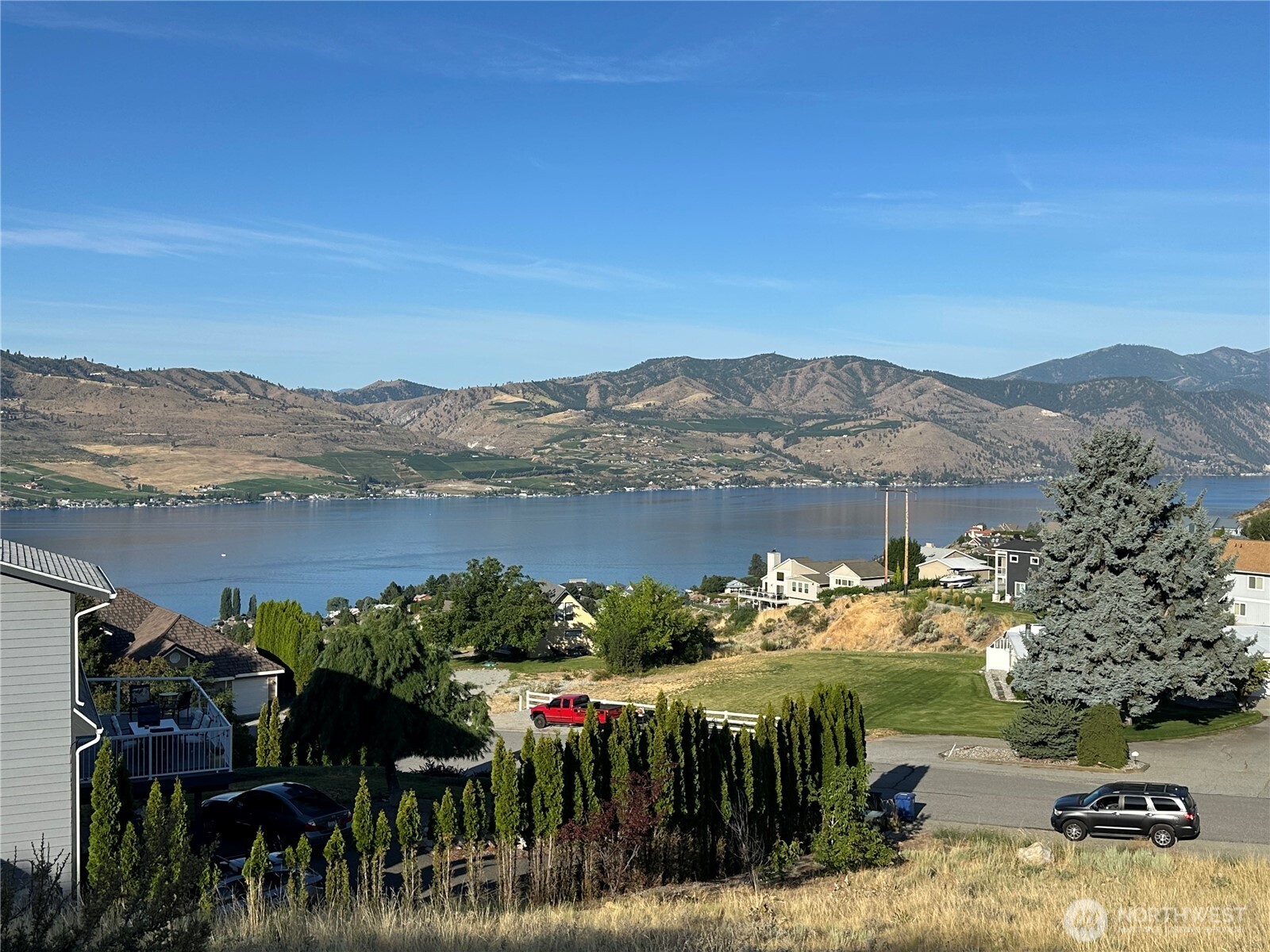 211 Pinnacle Place Property Photo 12