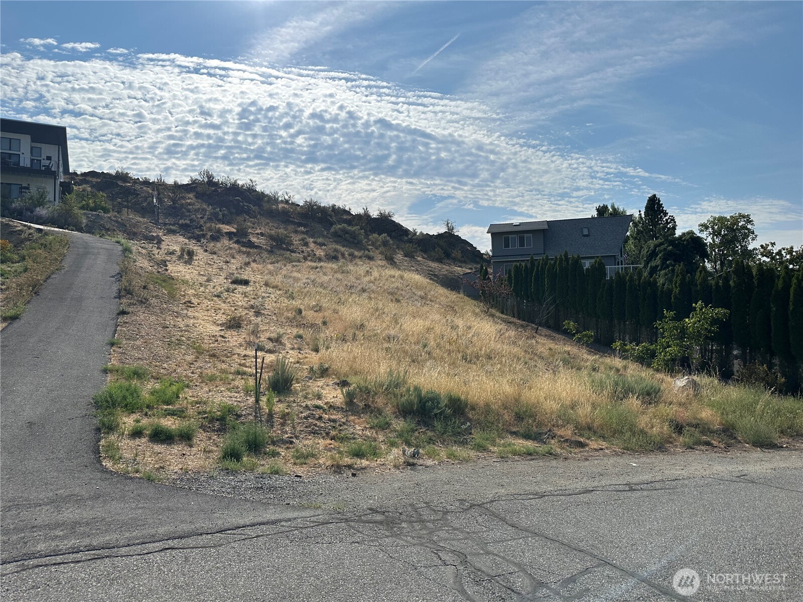 211 Pinnacle Place Property Photo 15
