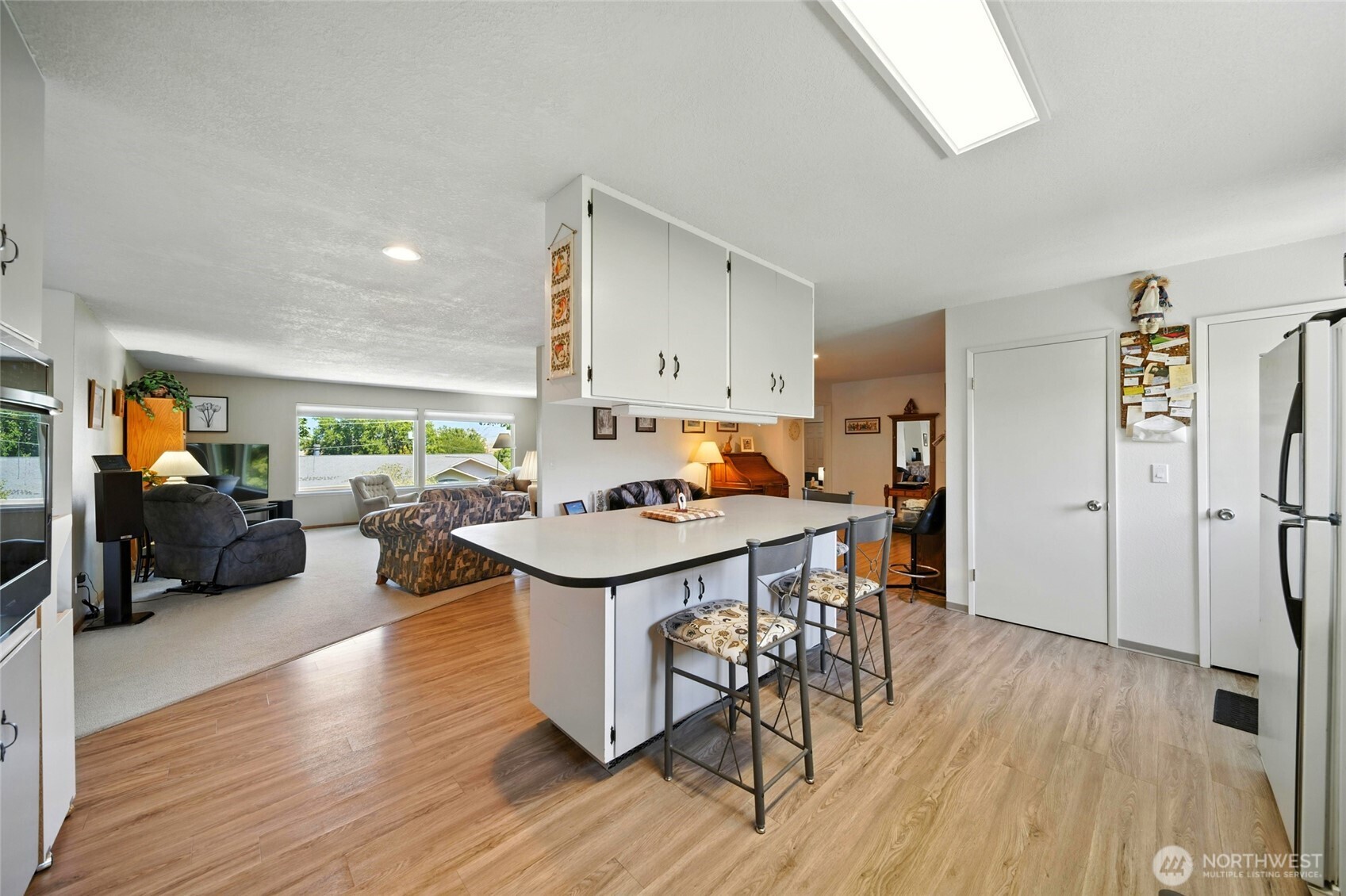 826 Jacquelyn Street Property Photo 11