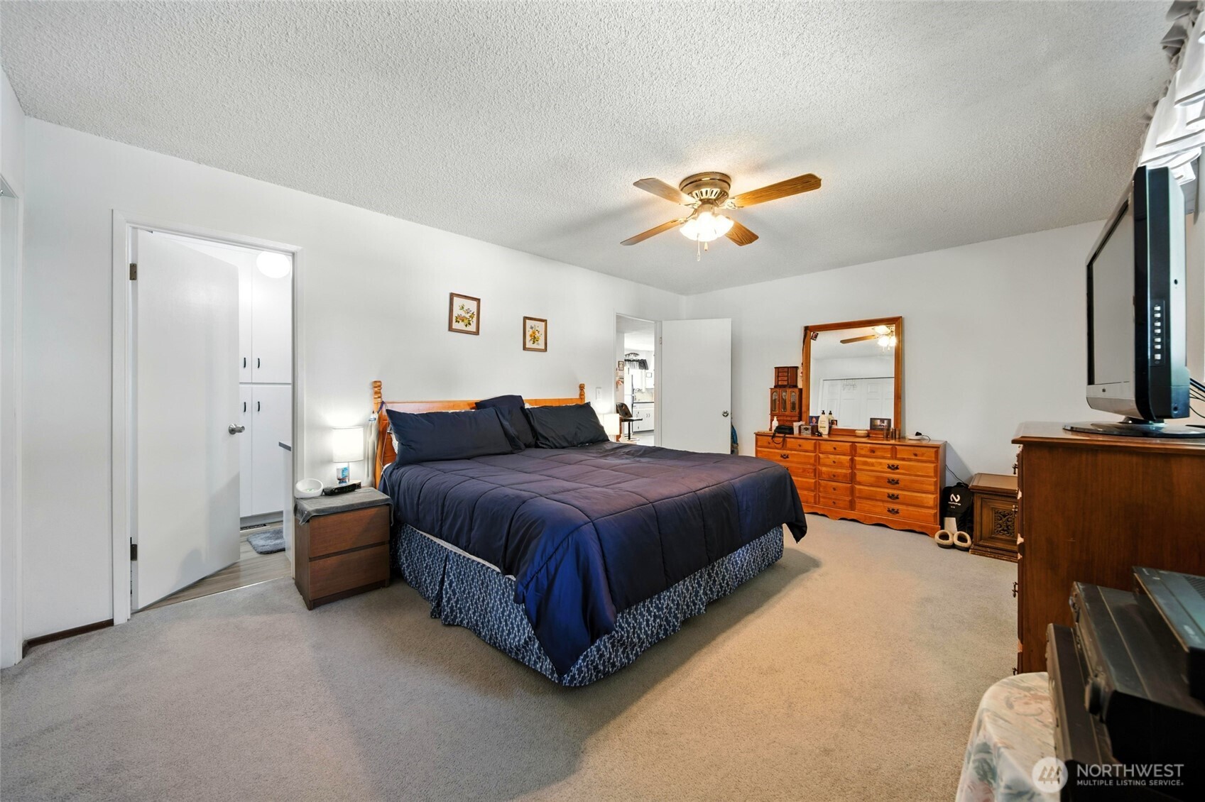 826 Jacquelyn Street Property Photo 16