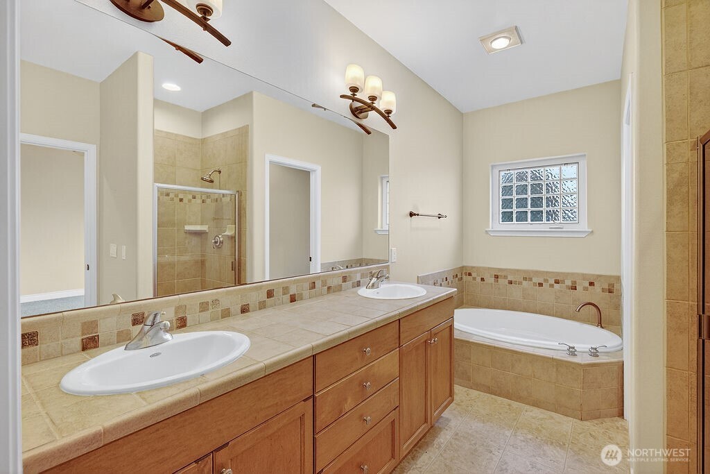 1845 Maple Street 26 Property Photo 28