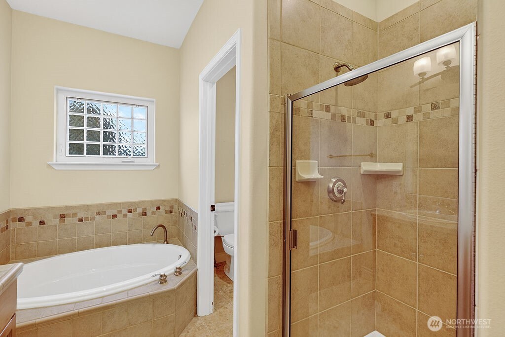 1845 Maple Street 26 Property Photo 29