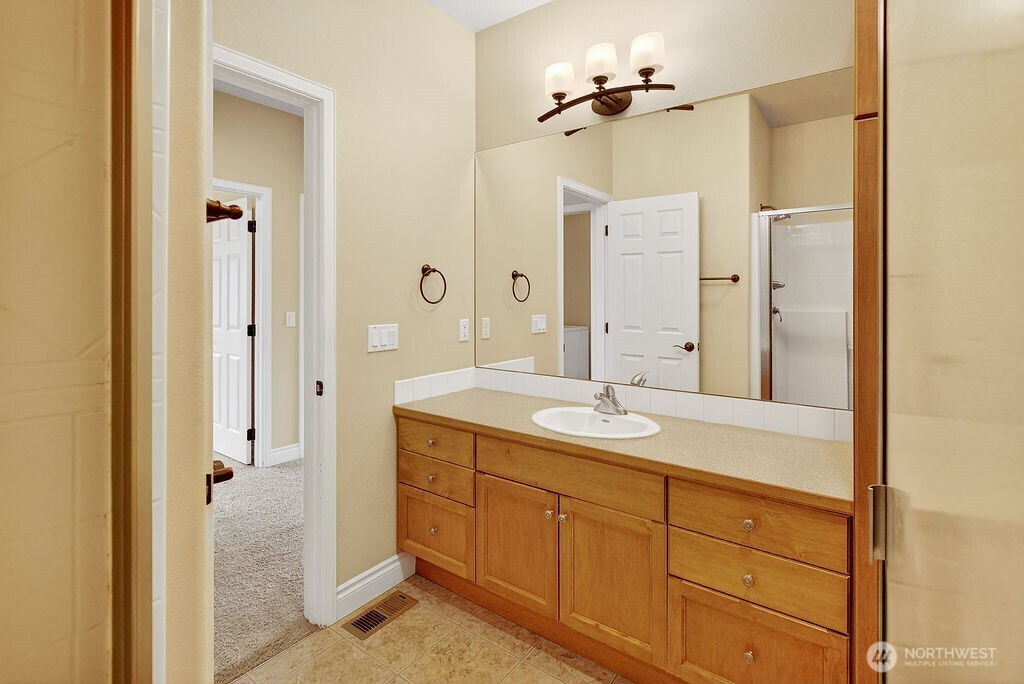 1845 Maple Street 26 Property Photo 32