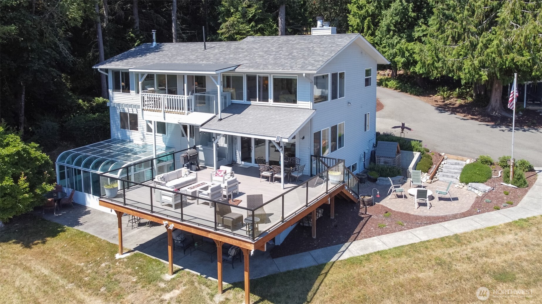 106 Seagull Drive Property Photo 3