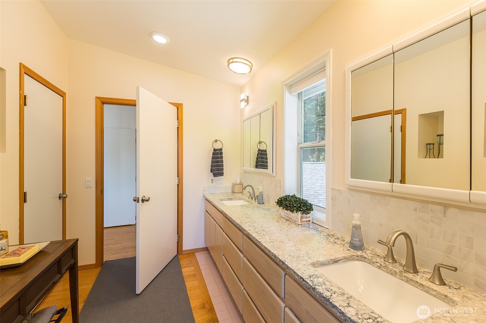 106 Seagull Drive Property Photo 18