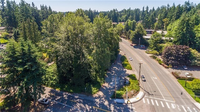 23601 Edmonds Way Property Photo 10