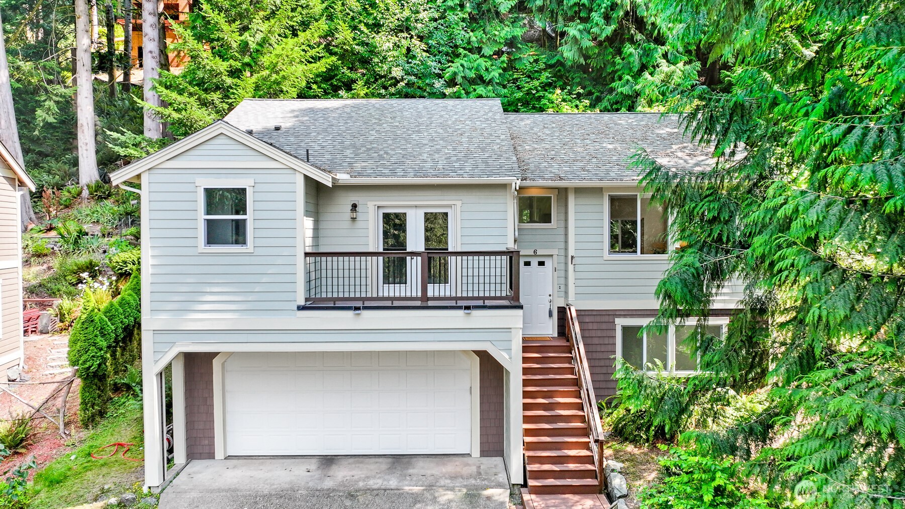 6 Lake Louise Drive Property Photo 1