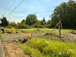515 W Huntly Property Photo 1