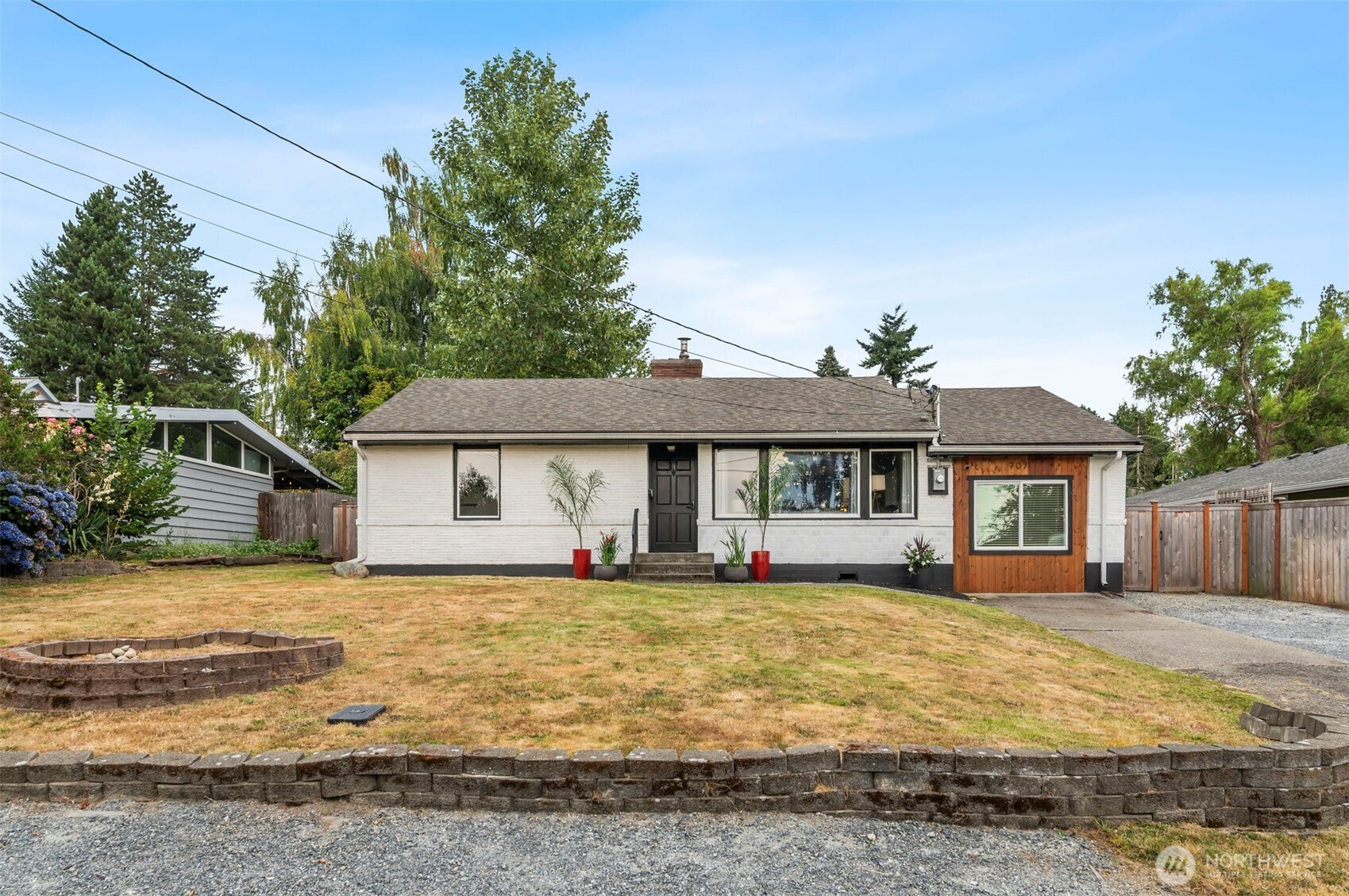 707 Avenue K Property Photo 1