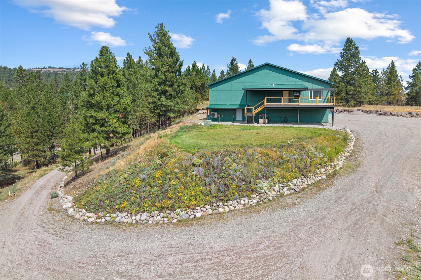 15 Miyoko Point Road Property Photo 1