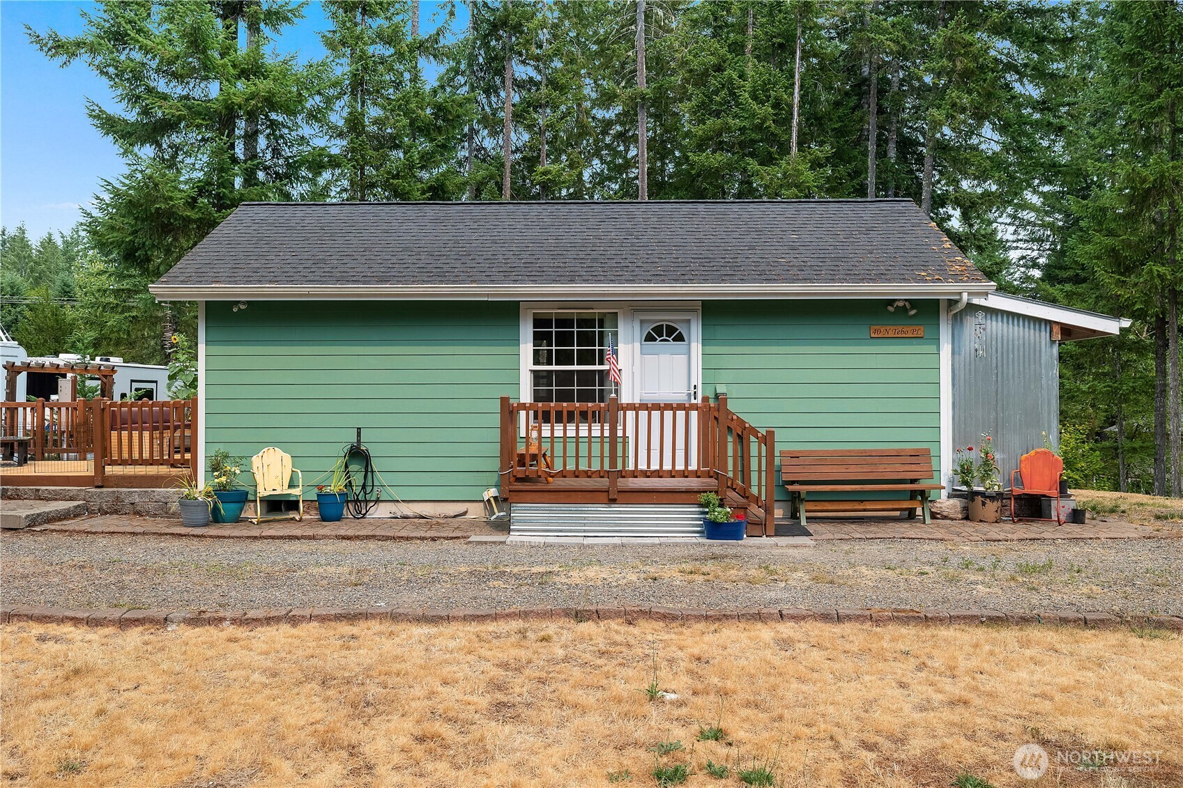 40 N Tebo Place