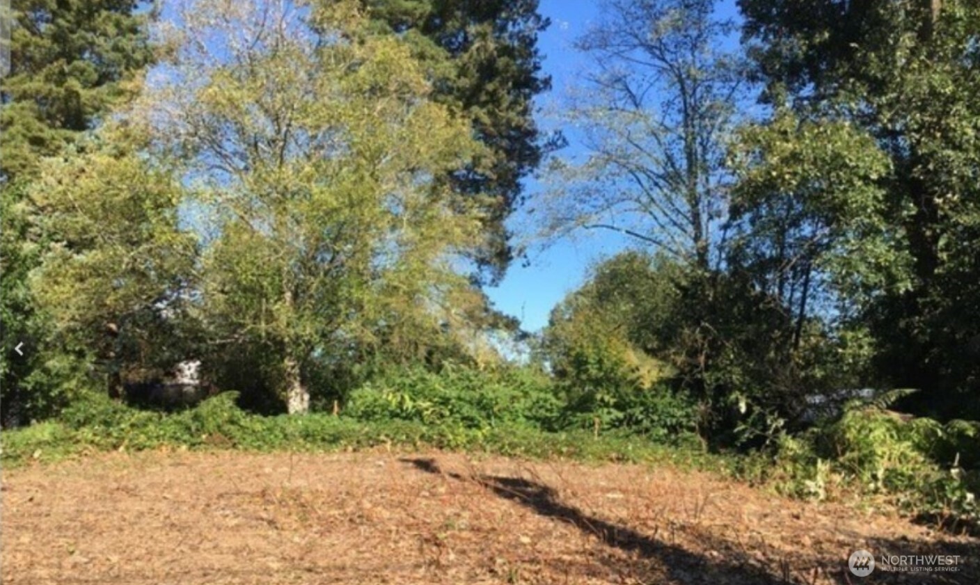21031 33rd Place Property Photo 7