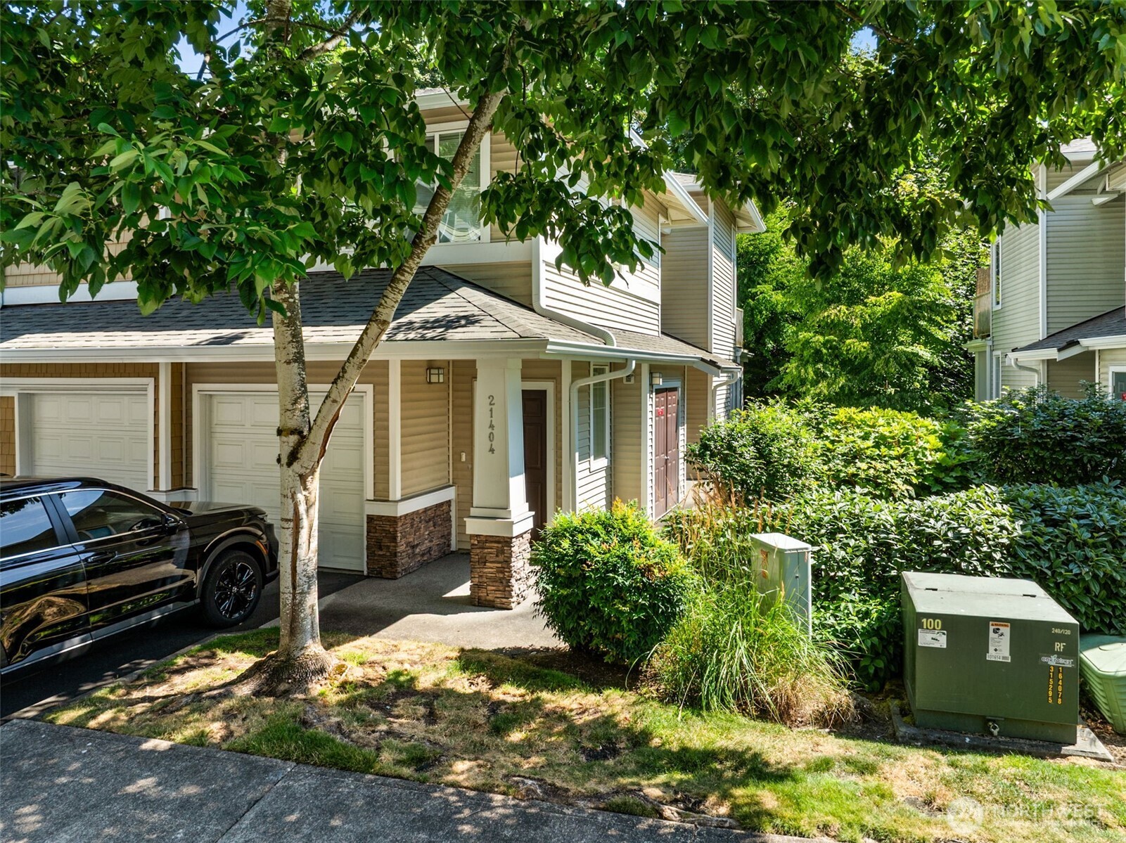 21404 40th Place G Property Photo 1