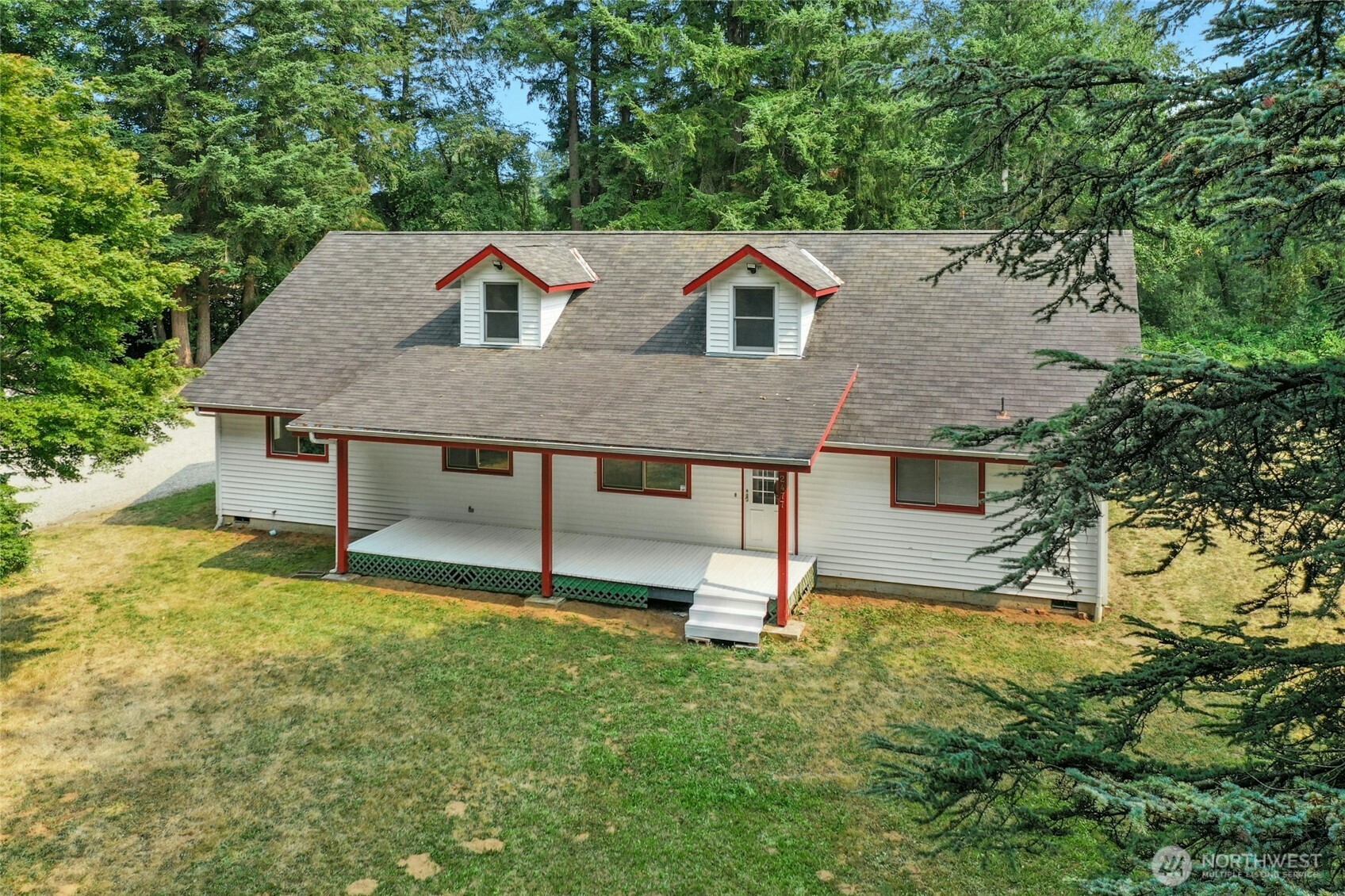 2477 Jess Road Property Photo 1
