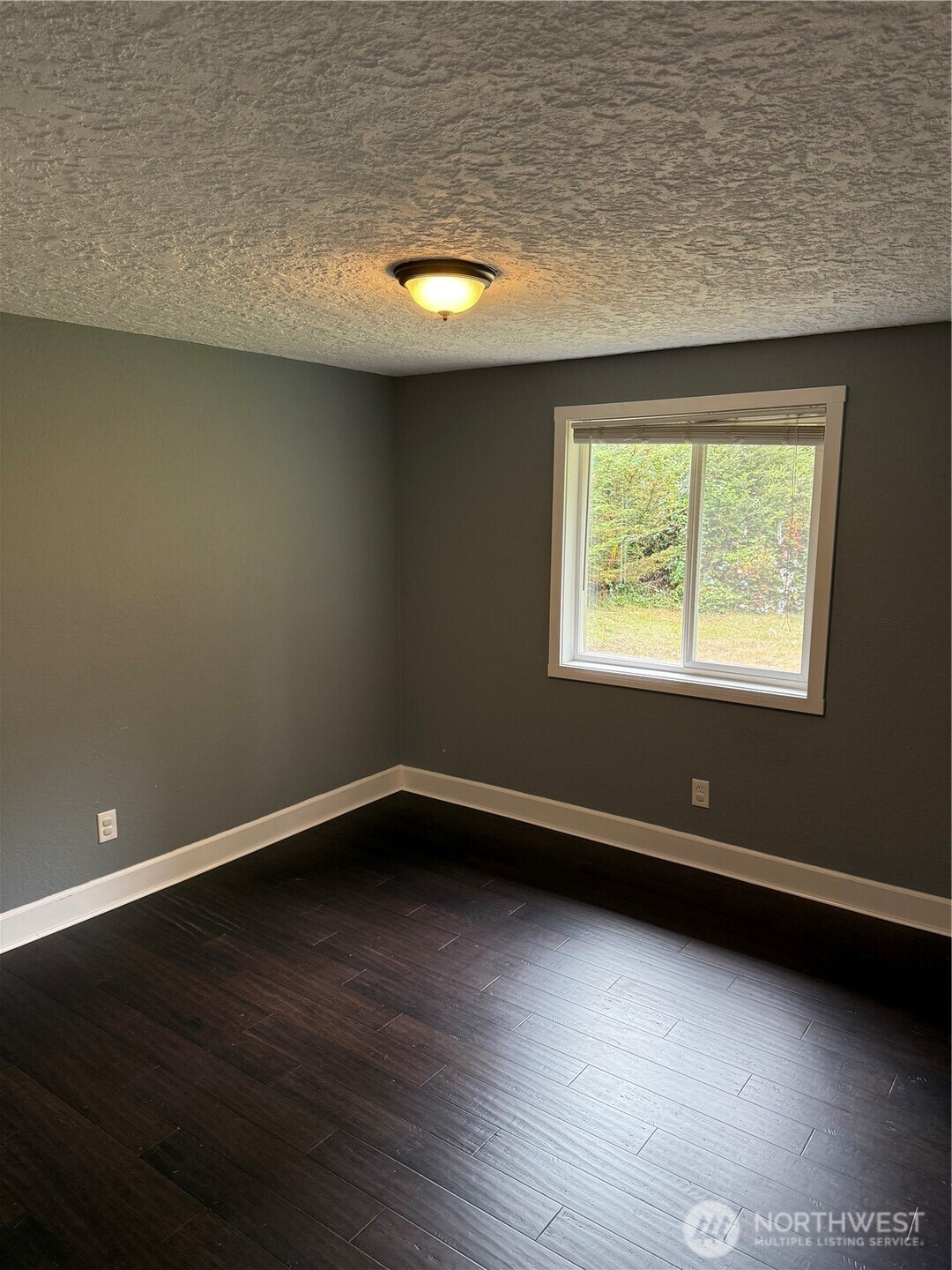 22101 Birch Place Property Photo 15