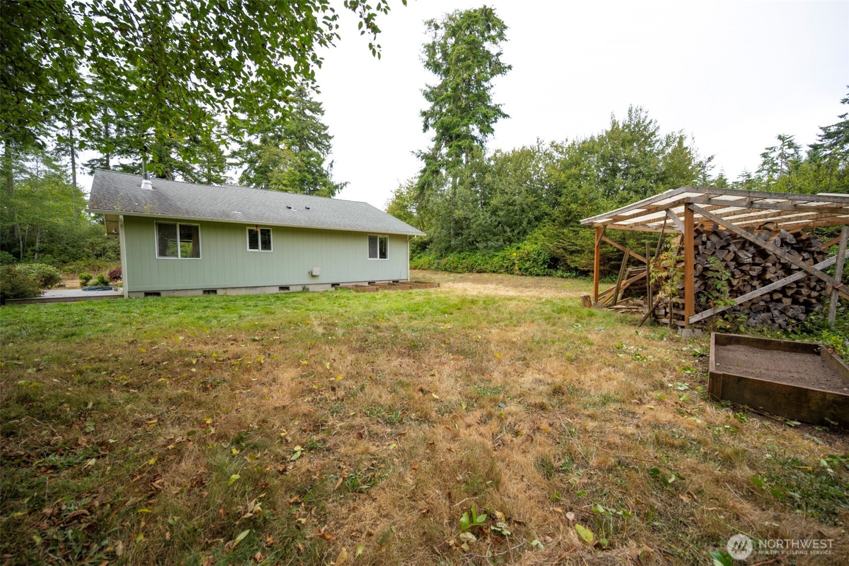 22101 Birch Place Property Photo 18