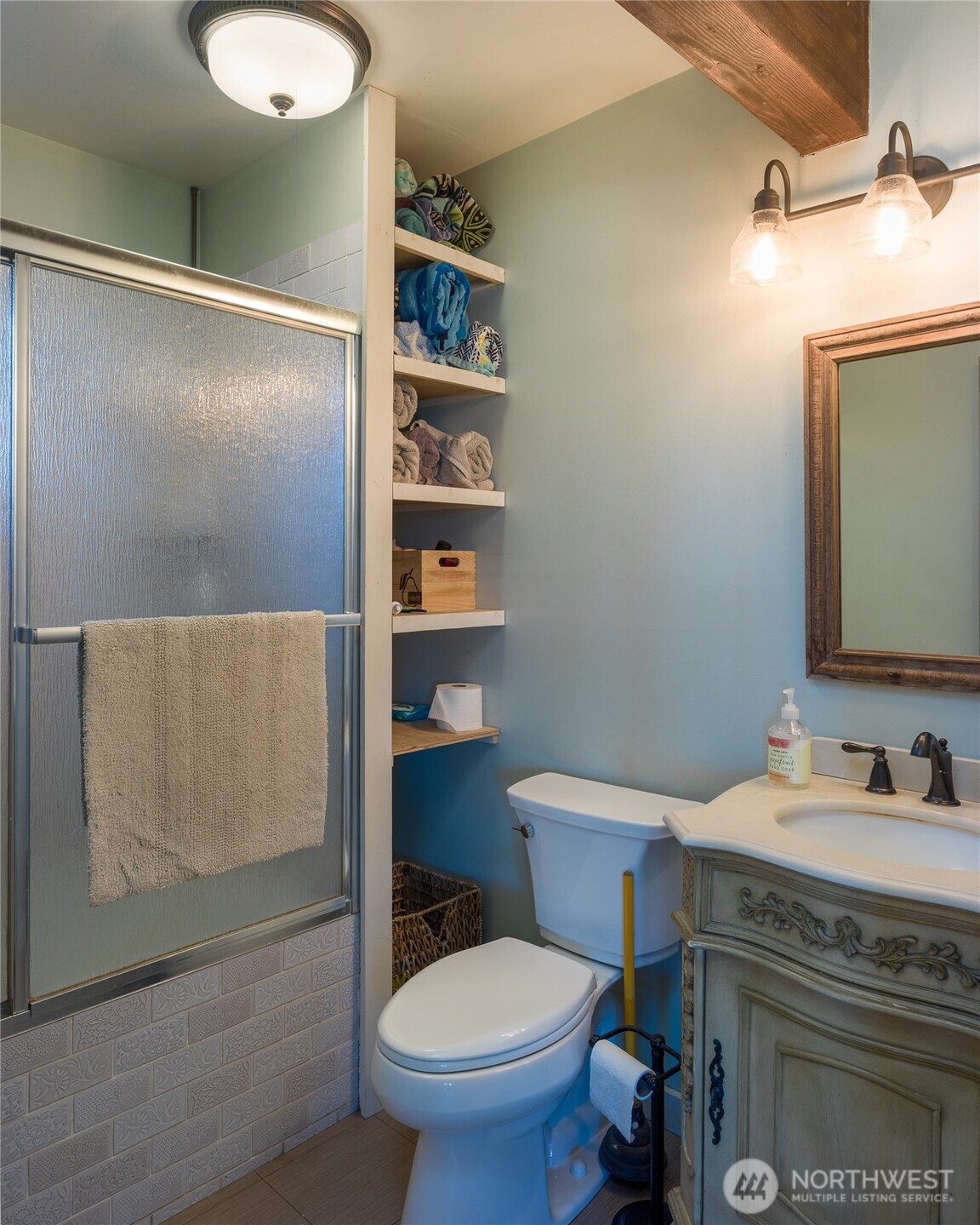 1372 Bakerview Road Property Photo 14