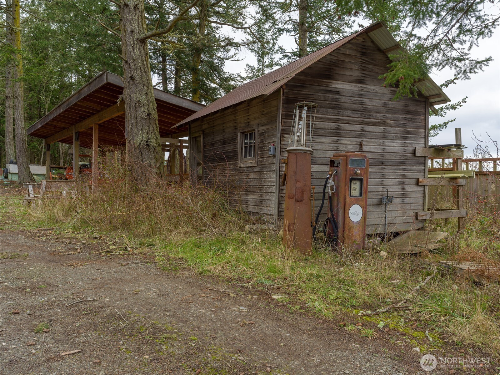 1372 Bakerview Road Property Photo 19