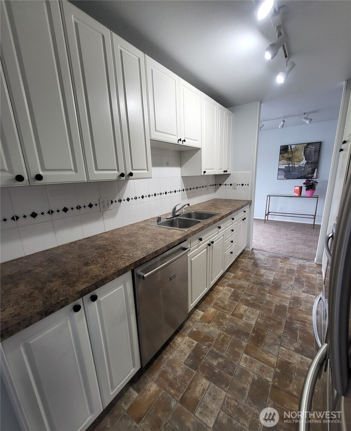 9030 Seward Park Avenue 513 Property Photo 5