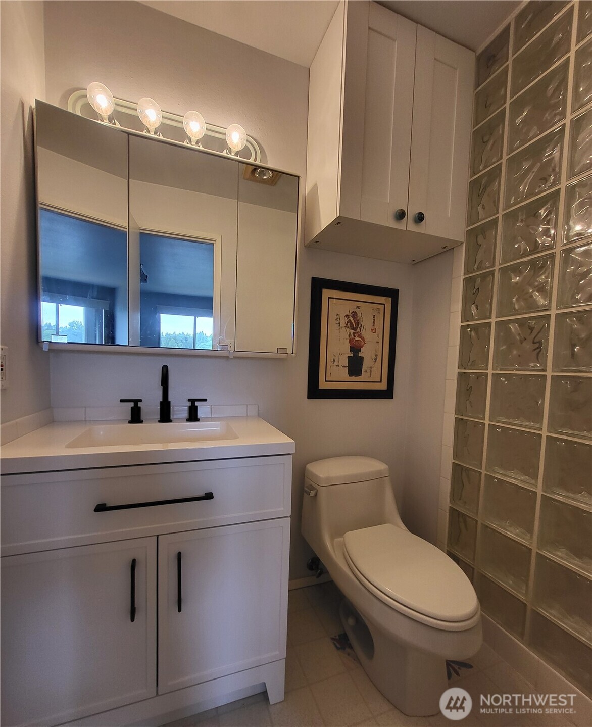 9030 Seward Park Avenue 513 Property Photo 9