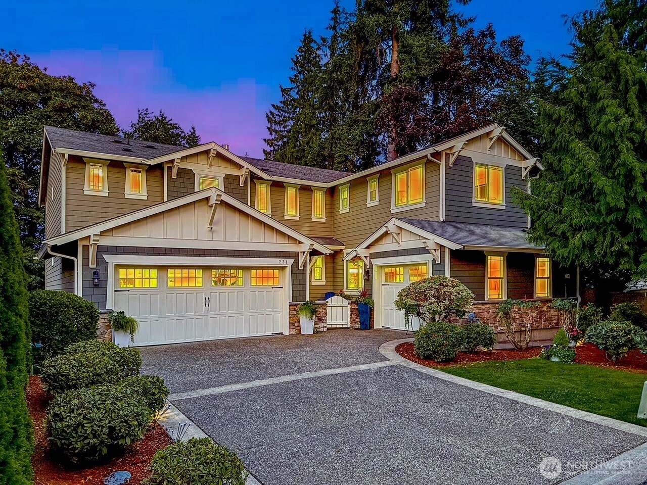 224 107th Place Property Photo 1