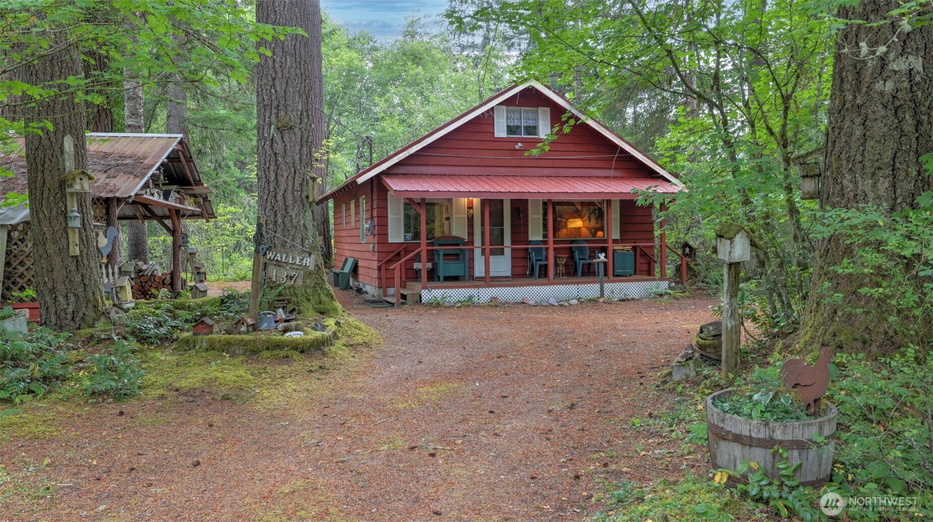 137 Nisqually Way Property Photo 1