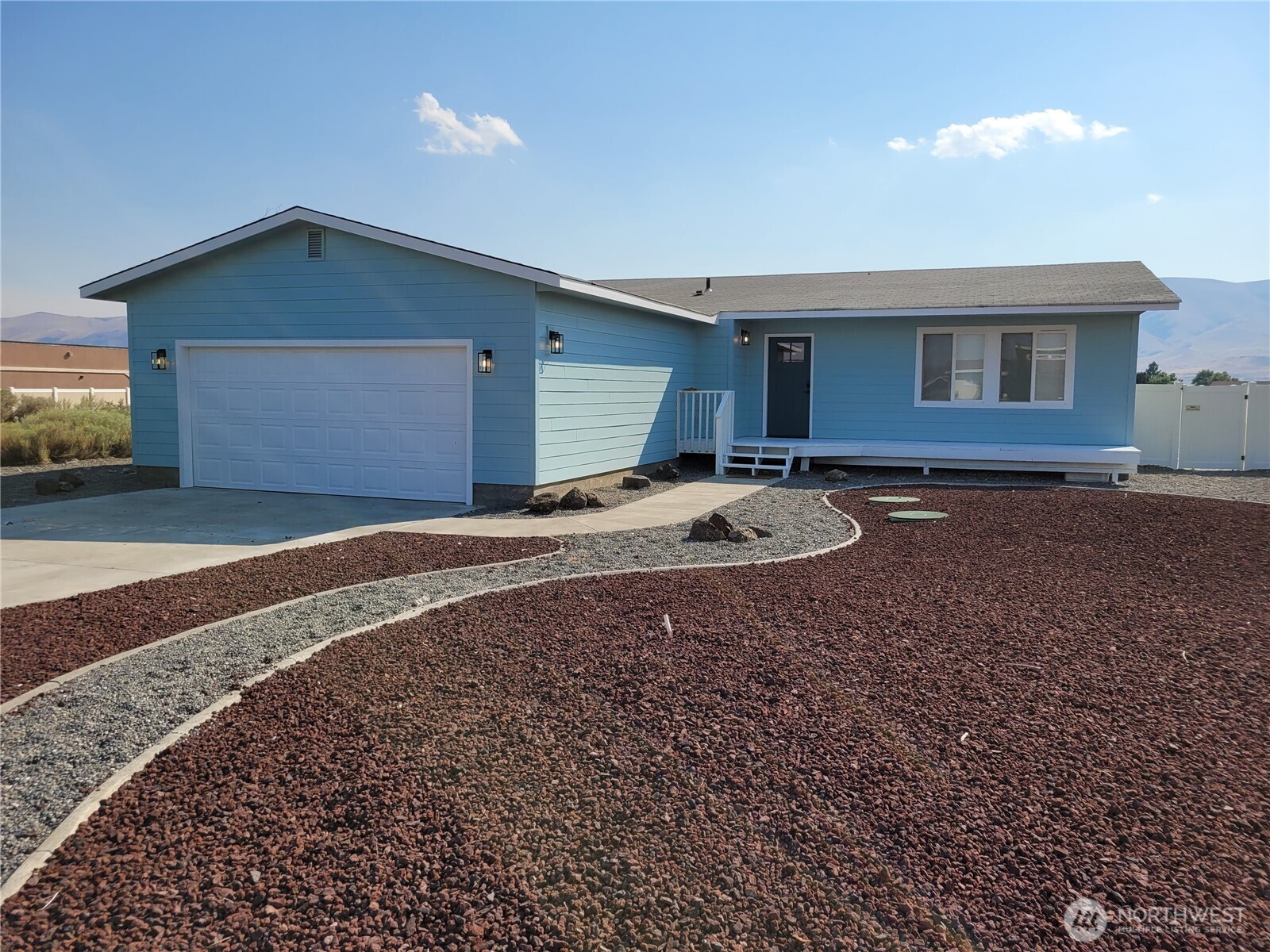 304 Airport Way Sw Property Photo 1