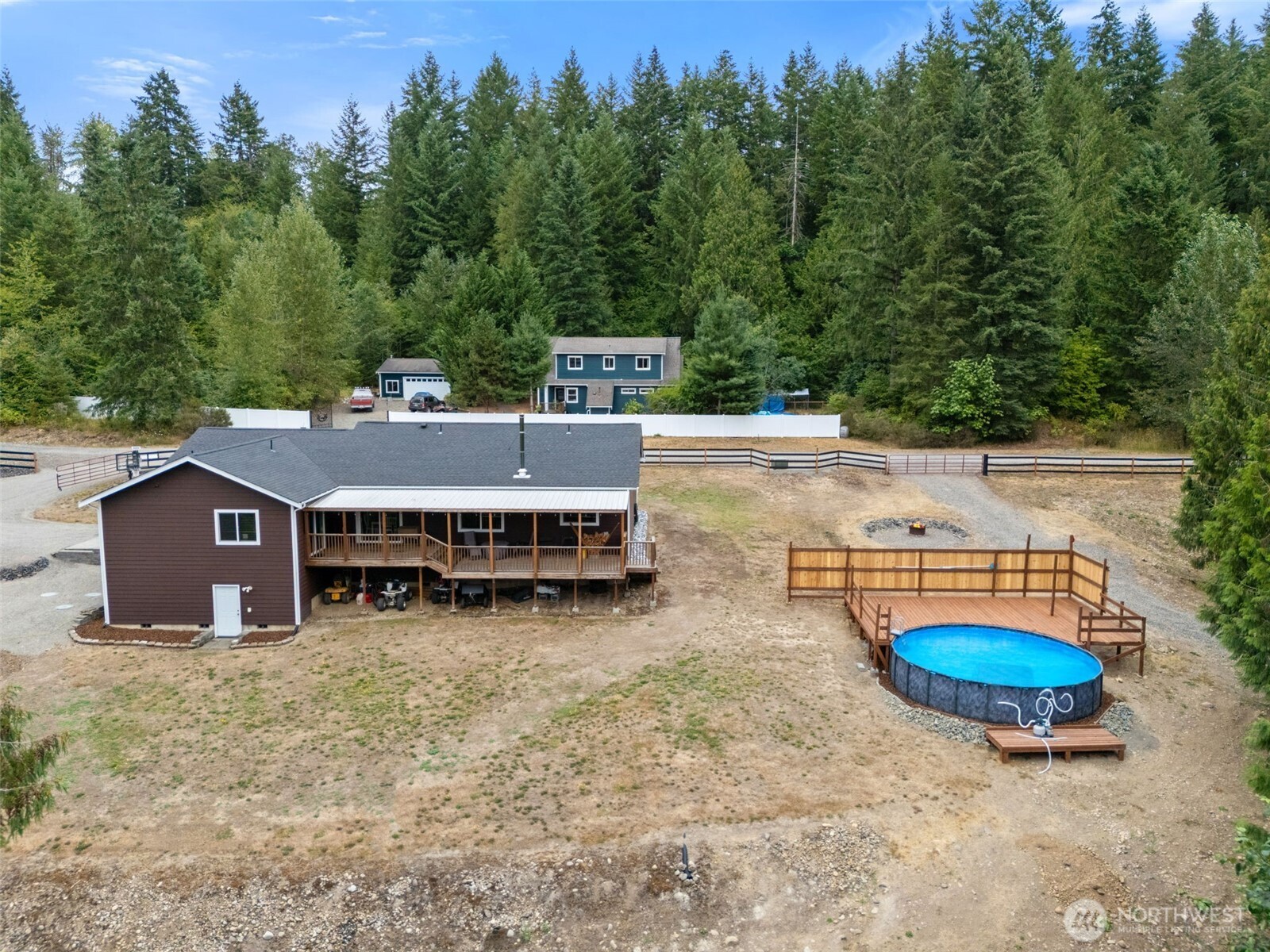 223 Oxbow Lake Lane Property Photo 1
