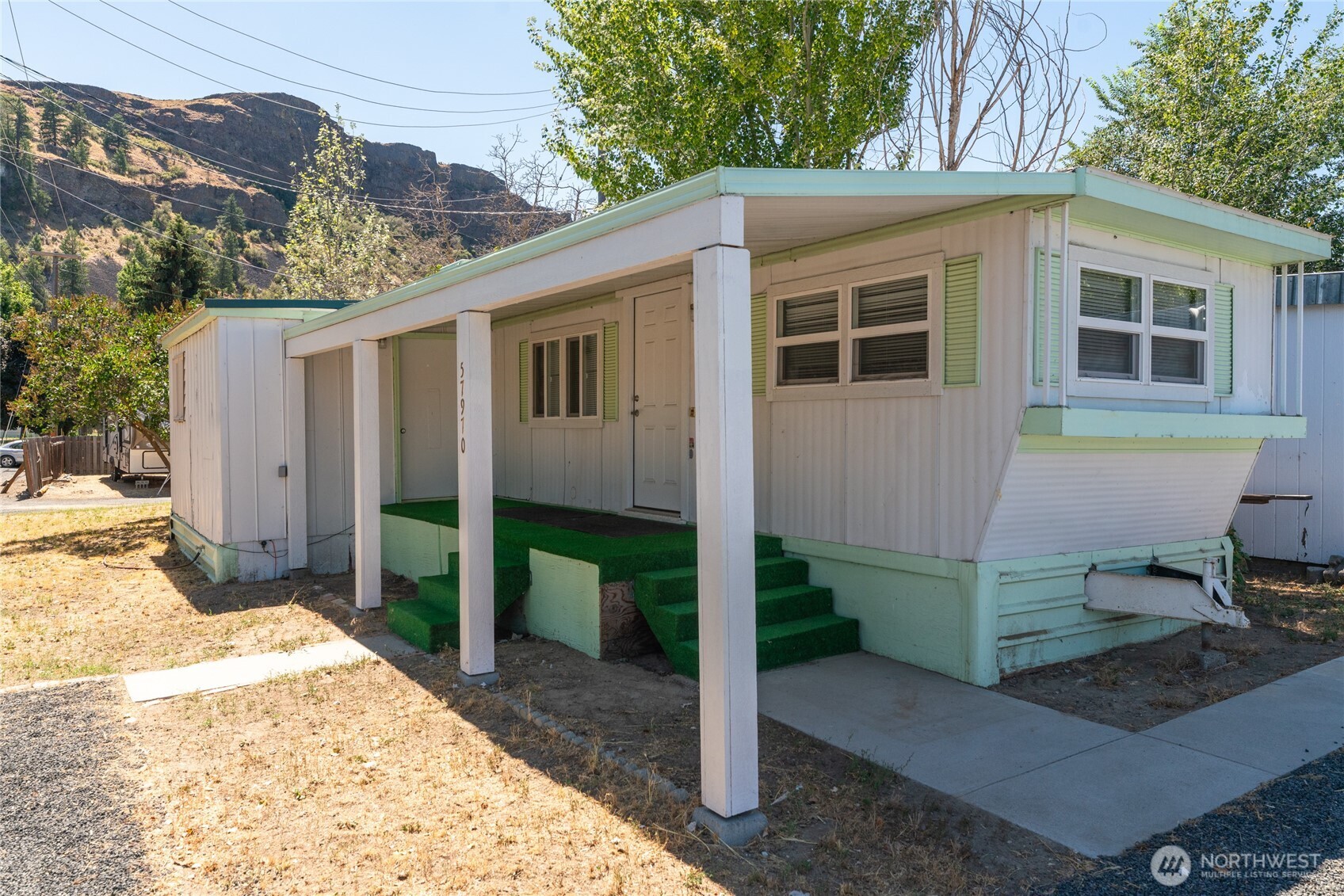 57970 Yakima Street Property Photo 1