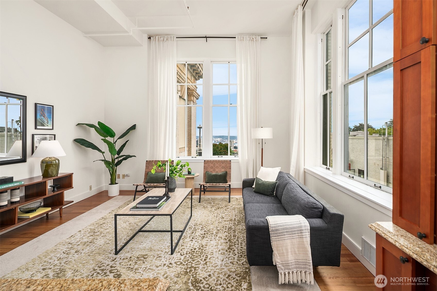 201 Galer Street 504 Property Photo 1