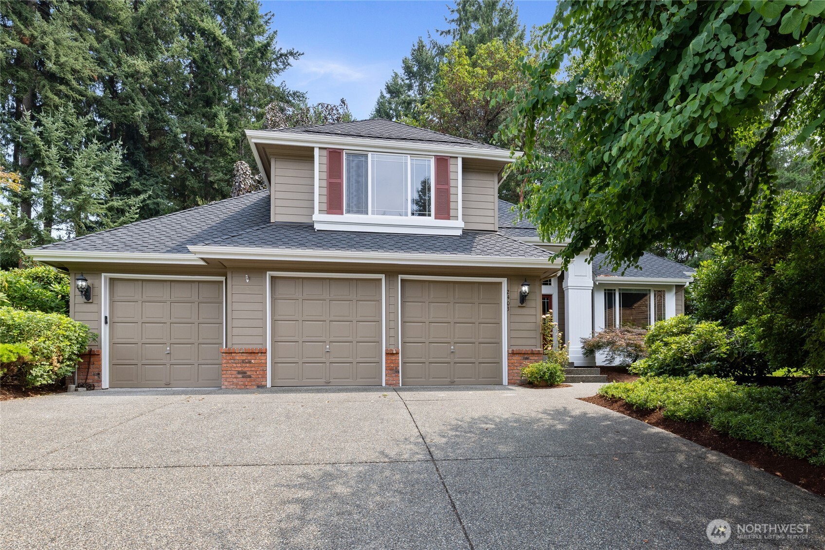 2403 19th Avenue Ct