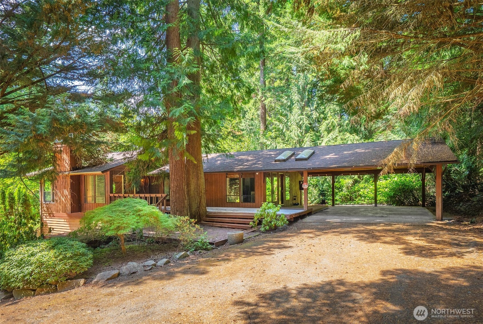 1621 290th Avenue Property Photo 1