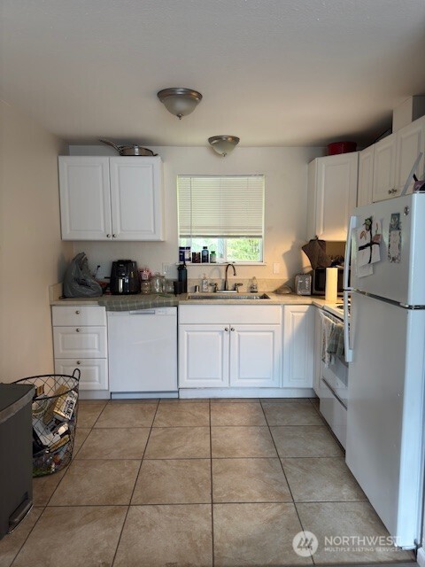 315 W Woodworth Street Property Photo 4