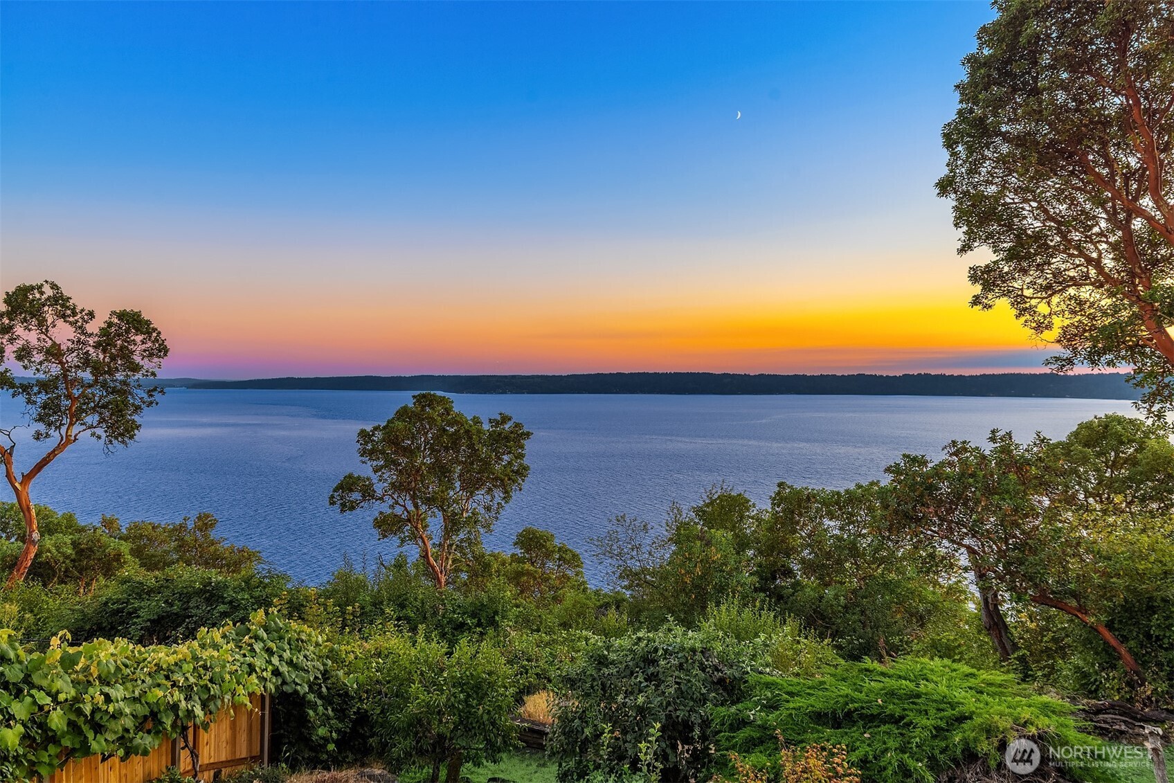 10647 Marine View Drive Property Photo 1