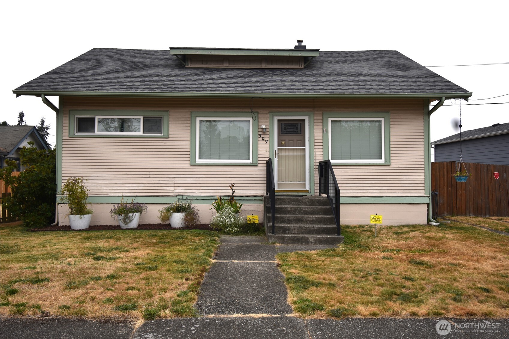 509 6th Street Property Photo 1