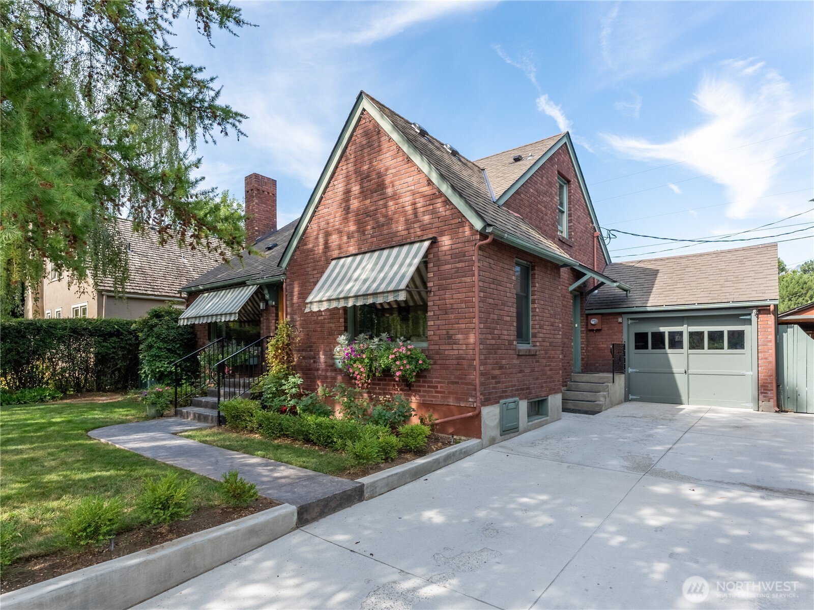 8 Harrison Street Property Photo 1