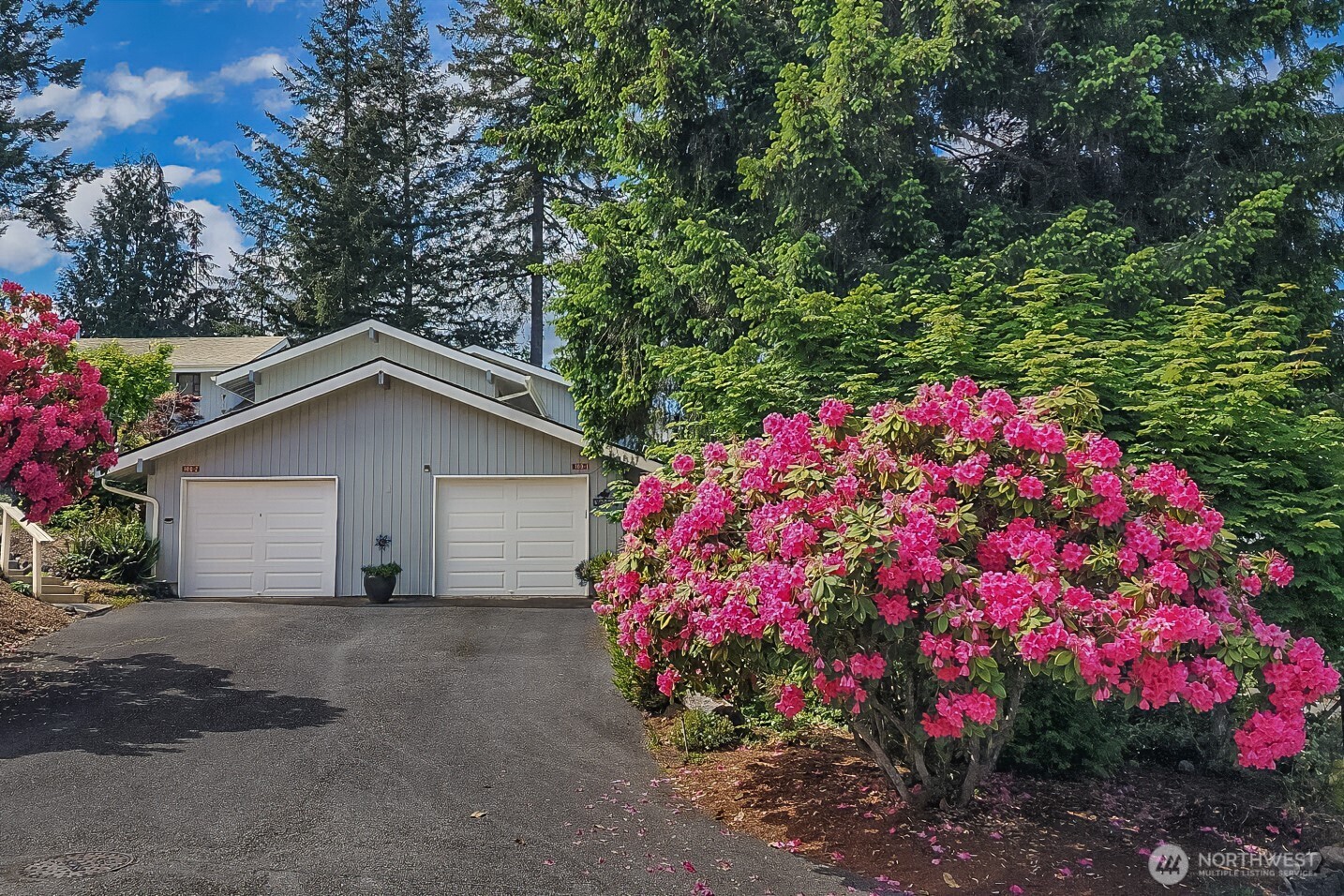 100 Highland Greens Drive 1 Property Photo 1