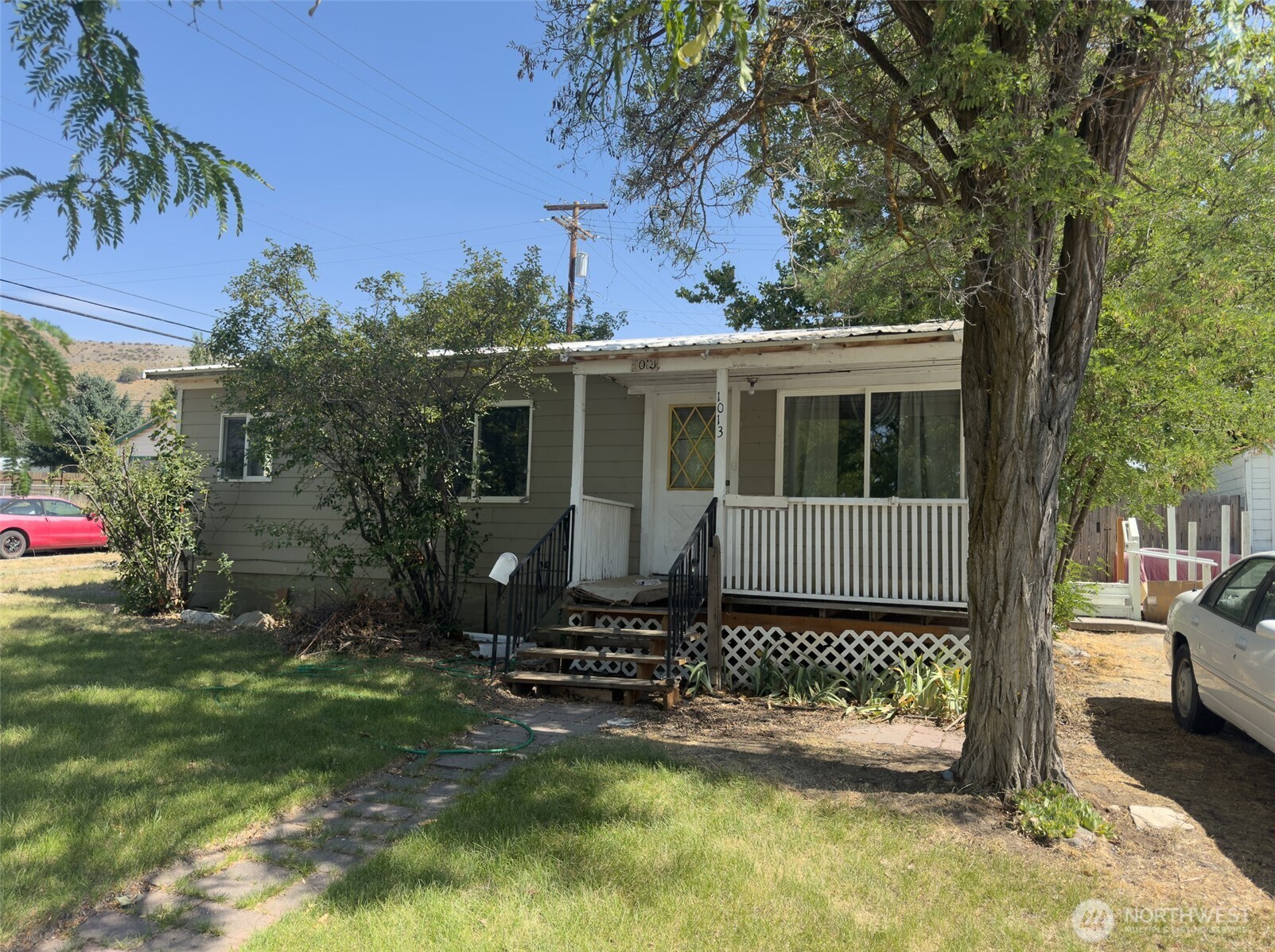1013 Camas Street Property Photo 1